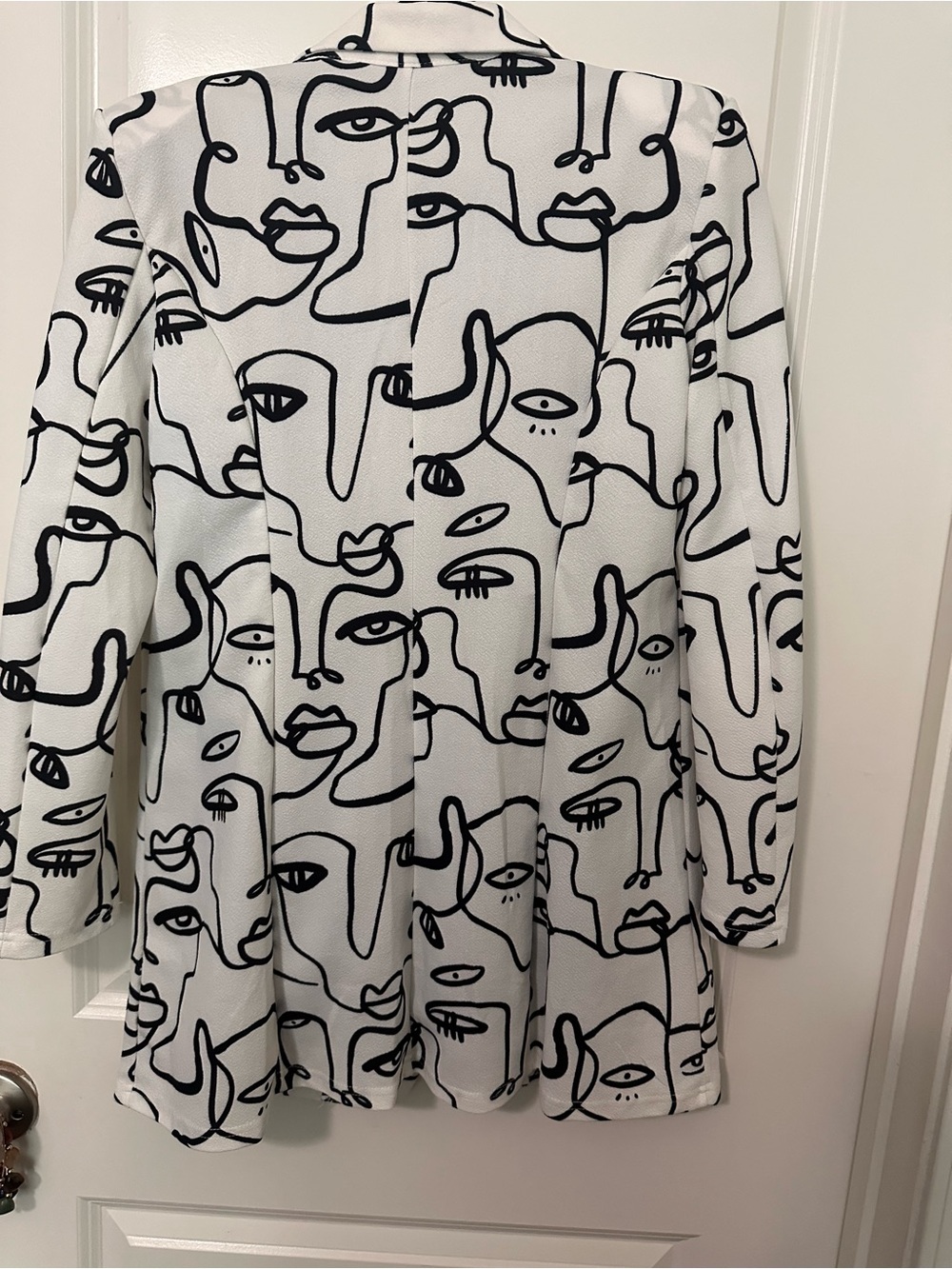 Abstract Faces Black & White Very Stretchy Blazer - Picture 2 of 3